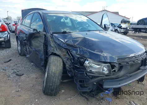 2015 Chevrolet Cruze 1Lt Auto z USA, uszkodzony, nr VIN 1G1PC5SB8F7242402